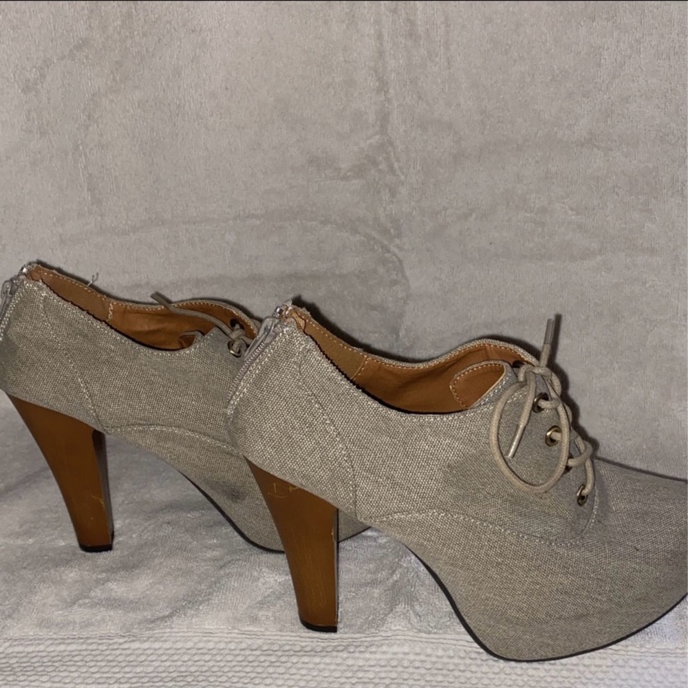 Platform heels